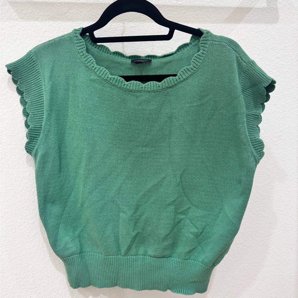 Green Scalloped Knit top